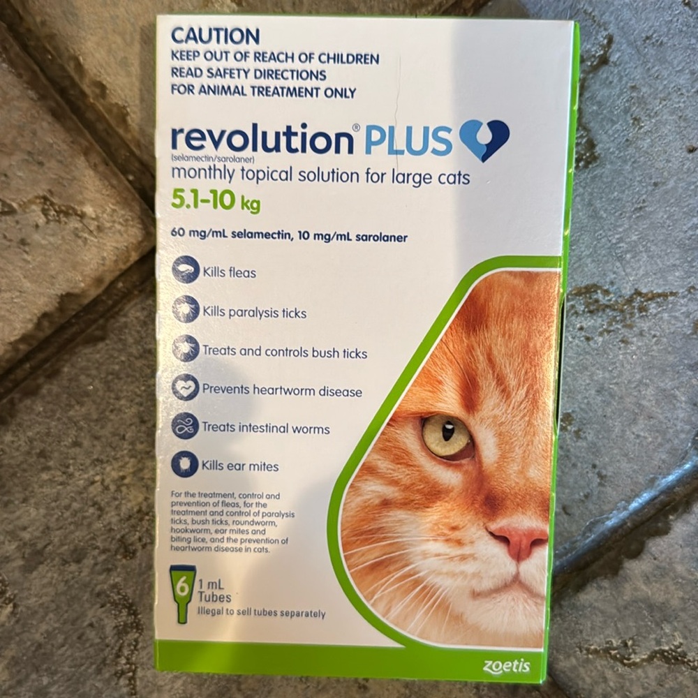 Revolution Plus Topical Solution for Cats, 11.1-22 lbs, (Green Box), 6 D…